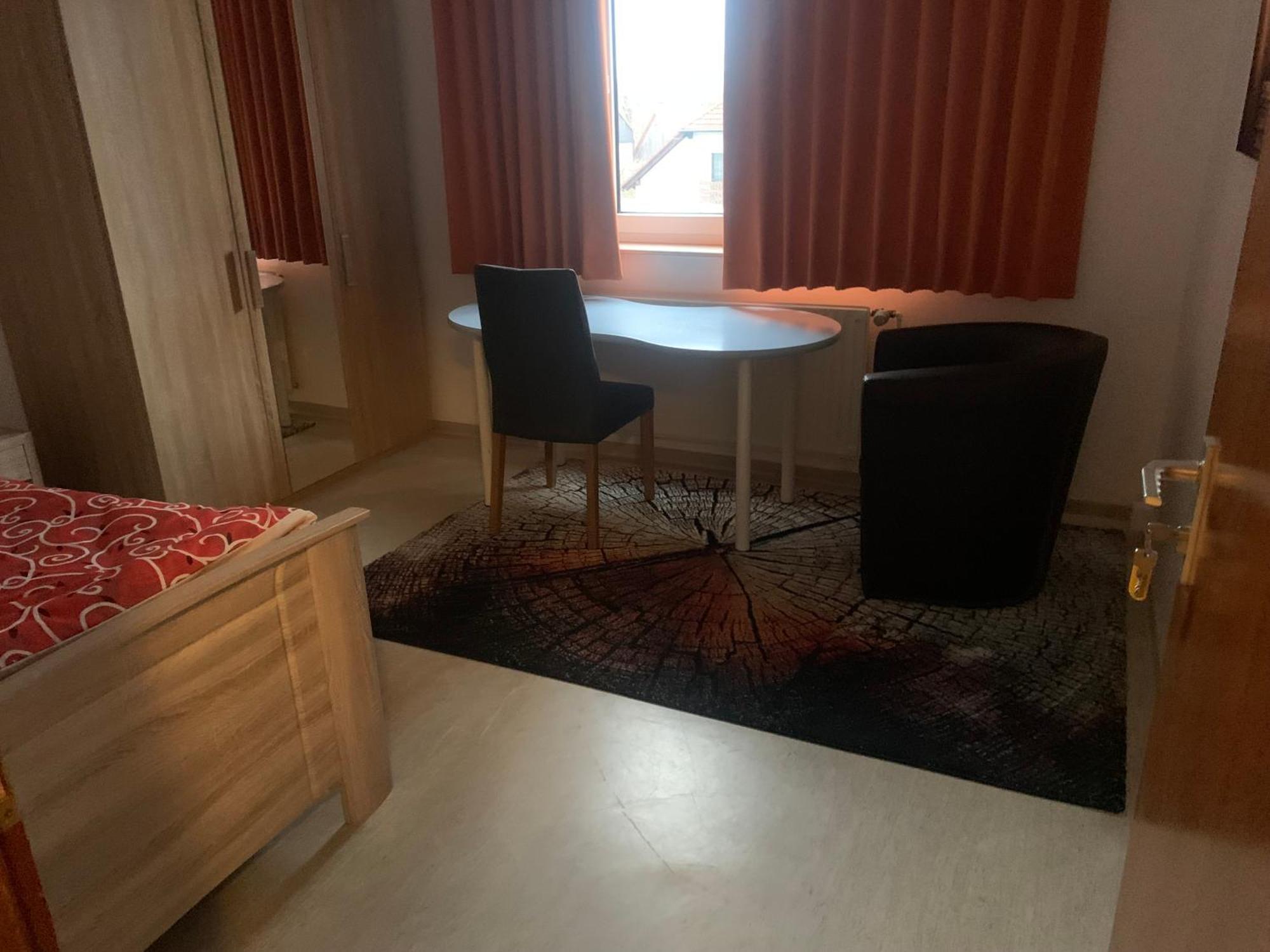 Monteure & Handwerker Einfach, Unkompliziert Und Preiswert In Alsfeld Exterior photo